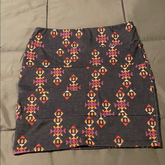 Nollie Skirt - Picture 1 of 3